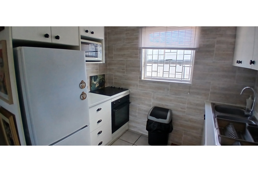 2 Bedroom Property for Sale in Richwood Western Cape